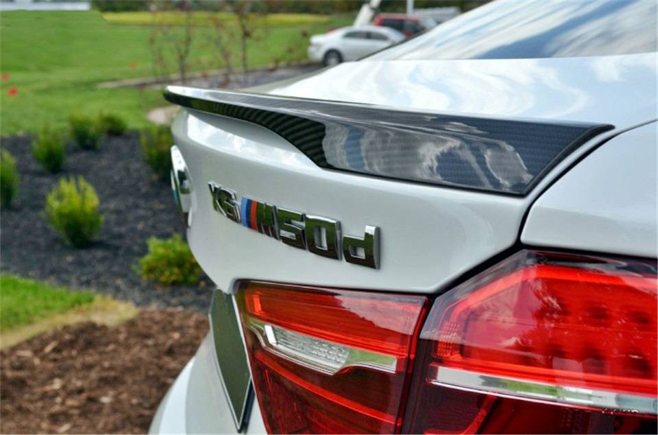 BMW F16 X6 14-17 Spoiler in carbonio