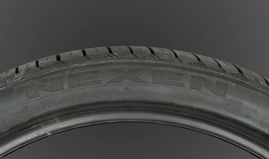 Pneu de verão Nexen N Fera Sport XL * 225/55 R18 102Y OEM 85455A5EE50 para BMW Série 5 G60/G61, X1 U11, X2 U10 e MINI Countryman U25. BMW e MINI originais.