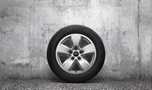 Llanta de aleación 7Jx16 ET50 plata 5-Star Air Spoke MINIMALISM OEM 36109813475 para MINI Countryman R60, Paceman R61… y más. Original MINI.