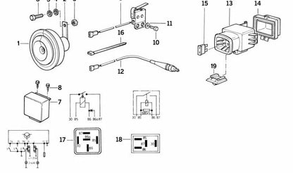 Tampa do porta-fusível para BMW E30, E31 (OEM 61131382197). BMW originais.