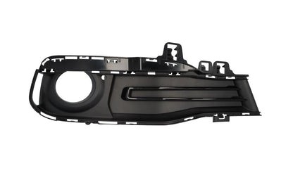 Rejilla cerrada derecha OEM 51117396858 para BMW F30, F31. Original BMW.