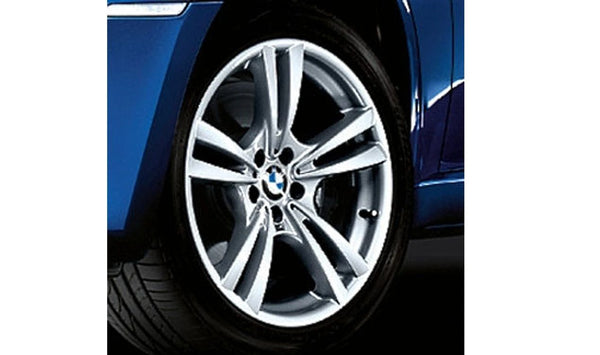 Llantas de aleación originales BMW Modelo M V-Radio 299 OEM 36116785500 para BMW X5 (E70) y BMW X6 (E71).