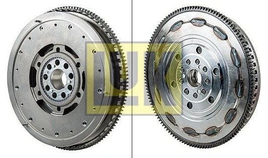 Volante bimasa OEM 415039210 para BMW {E60 M5, E61 M5, E63 M6, E64 M6}. Compatible solo con motores S85 y cambio manual. Incluye juego de tornillos. Original BMW.
