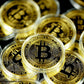 Moneda Física De Bitcoin Bañada En Oro 24K. Incluye Estuche Protector Y Pegatina Btc Criptomonedas