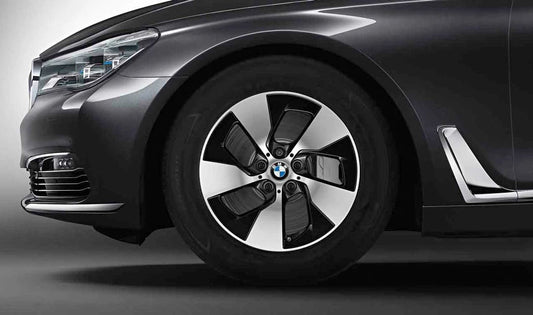 Llanta original BMW estilo turbina 645 17” orbit grey OEM 36116868047 para BMW G30, G31, G32, G11, G12. Compatible delantera y trasera. Recambio original BMW.