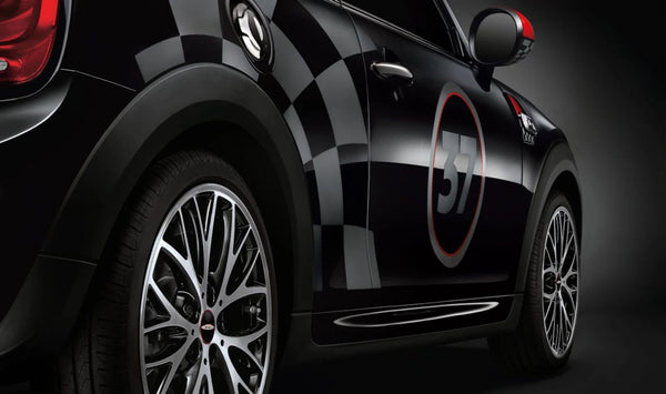 Franjas laterales JCW Racing grises OEM 51142365021 para MINI F55, F55 LCI. Original MINI.