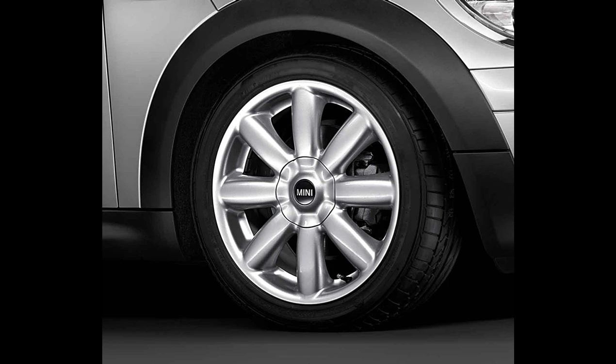 Llanta de aluminio Crown Spoke 104 Aspen White 17" OEM 36116769412 para MINI R50, R53, R56, Clubman R55, Cabrio R52, R57... y más. Original MINI.
