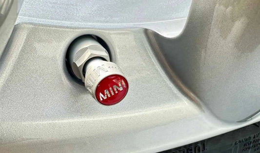 OEM 36122447404 Aluminium-Ventilkappen für MINI Cooper, Cooper S, Countryman... und mehr. Originaler MINI.