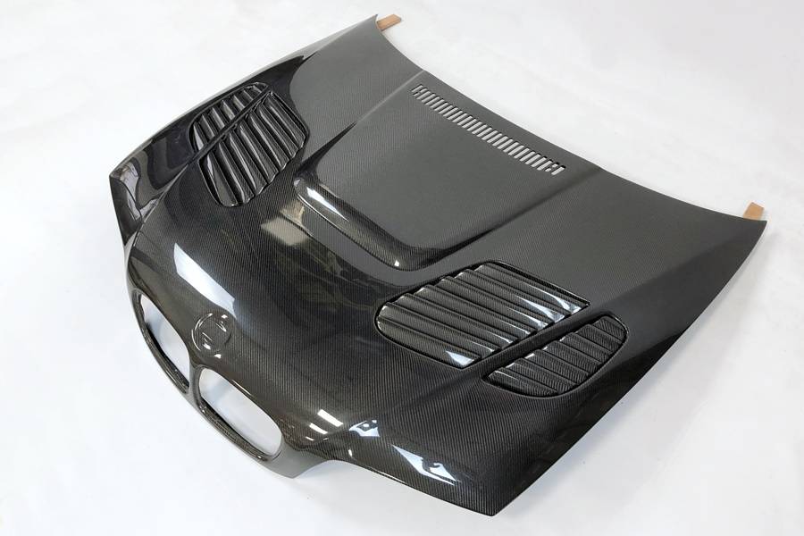 Cofano in carbonio BMW E46 '98-01 2P Look M3 GTR