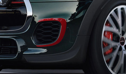 Kit de adhesivos JCW para parachoques delantero y trasero Chili Red Uni OEM 51142468932 para MINI F55, F56, F57 con kit aerodinámico JCW SA 03A1. Original MINI.