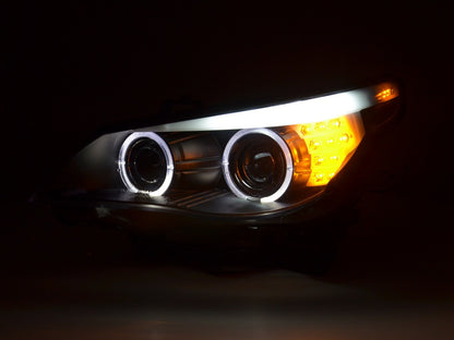 Faros delanteros delanteros Xenón Angel Eyes LED BMW Serie 5 E60 / E61 05-08 negros para volante a la derecha