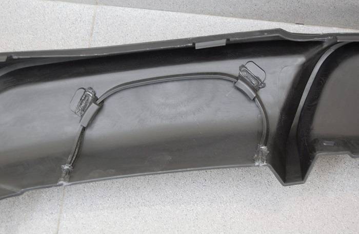 Difusor Trasero BMW F30 / F31 Look Performance 2 Salidas