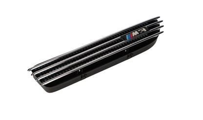 Rejilla lateral delantera derecha OEM 51132694608 para BMW E46. Original BMW.