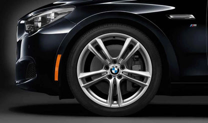 Tire en alliage OEM 36117841824 M Doppelspeiche 303 Design pour BMW F07 (série 5 GT), F01 / F02 (série 7), F04 (7 séries hybrides). BMW d'origine.