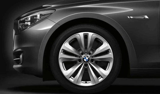 Llanta de aleación diseño Doble radio 234 OEM 36116775403 para BMW F07. Compatible con modelos: 520d, 528i, 530d (ver submodelos específicos). Original BMW.
