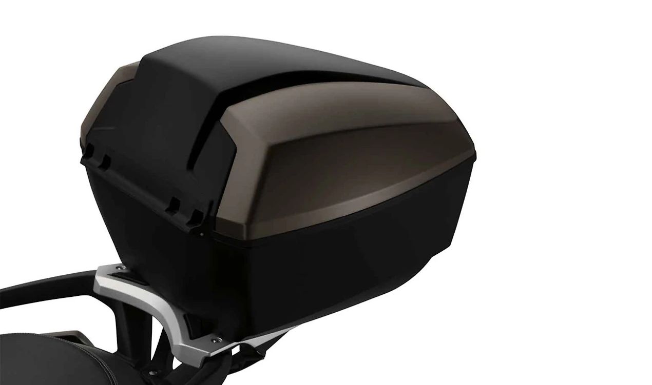 Tampa esquerda e embelável para o Topcase 35L Frozen Bronze OEM 77438562151 para BMW Motorrad C 650 GT (CK19) 2015-2020. BMW Motorrad original.