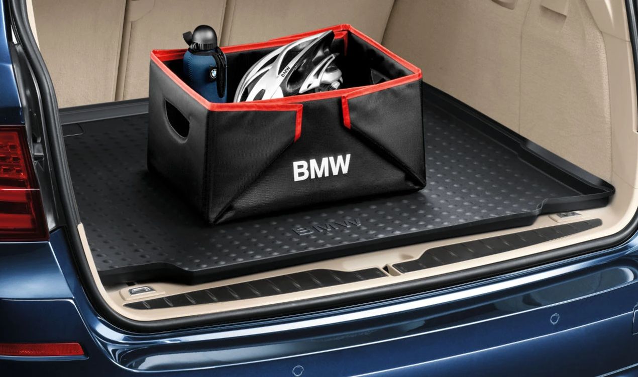 Alfombrilla de maletero antideslizante OEM 51472154480 para BMW F11 y F11N. Protege de suciedad y líquidos, fácil de limpiar y colocar. Original BMW.