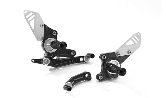 Sistema de reposapiés derecho OEM 77258394588 para motos BMW R nineT, R nineT Pure, R nineT Scrambler, R nineT Urban G/S. Original BMW Motorrad.