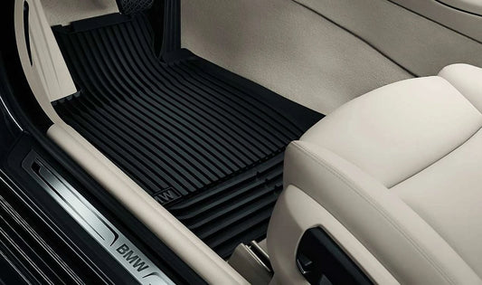 Alfombrillas de goma delanteras OEM 51475B70A00 para BMW Serie 5 F10 (modelos 518d, 520d con N47T y B47O) años 2013-2016. Protegen el interior, impermeables, ajuste perfecto. Original BMW.