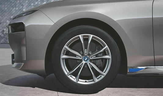 Juego de ruedas completas de invierno con llantas Doble Radio 903 OEM 10026650B para BMW G45, G70 {X3 20 xDrive, 735i, 740d, 740i, 740d xDrive, 740i xDrive}. Original BMW.