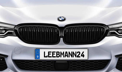 Parrilla delantera M Performance derecha negra brillo OEM 51719626586 para BMW G30, G31. Ideal para personalizar con estilo deportivo. Original BMW.