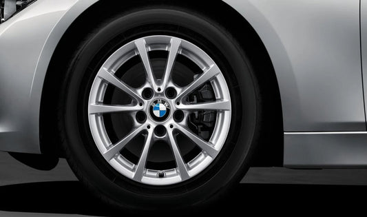 Llantas de aleación diseño V-Radio 390 OEM 36116796236 para BMW F30, F30N, F31, F31N, F35, F35N, F36, F36N. Original BMW.