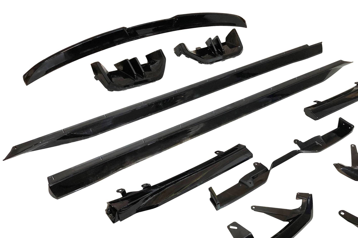 BMW G60 Body Kit m Black Black Ropge Look