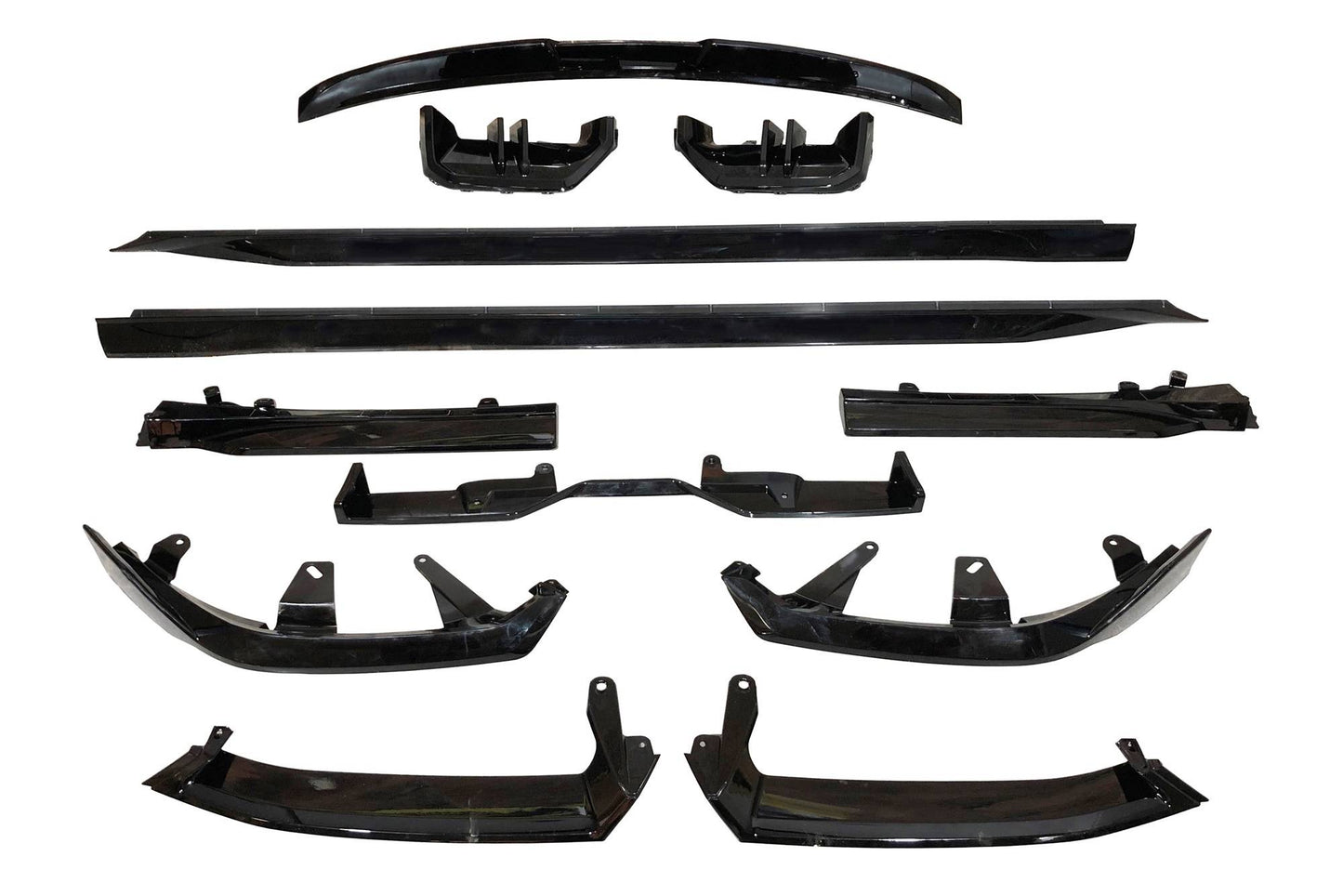 BMW G60 Body Kit m Black Black Ropge Look