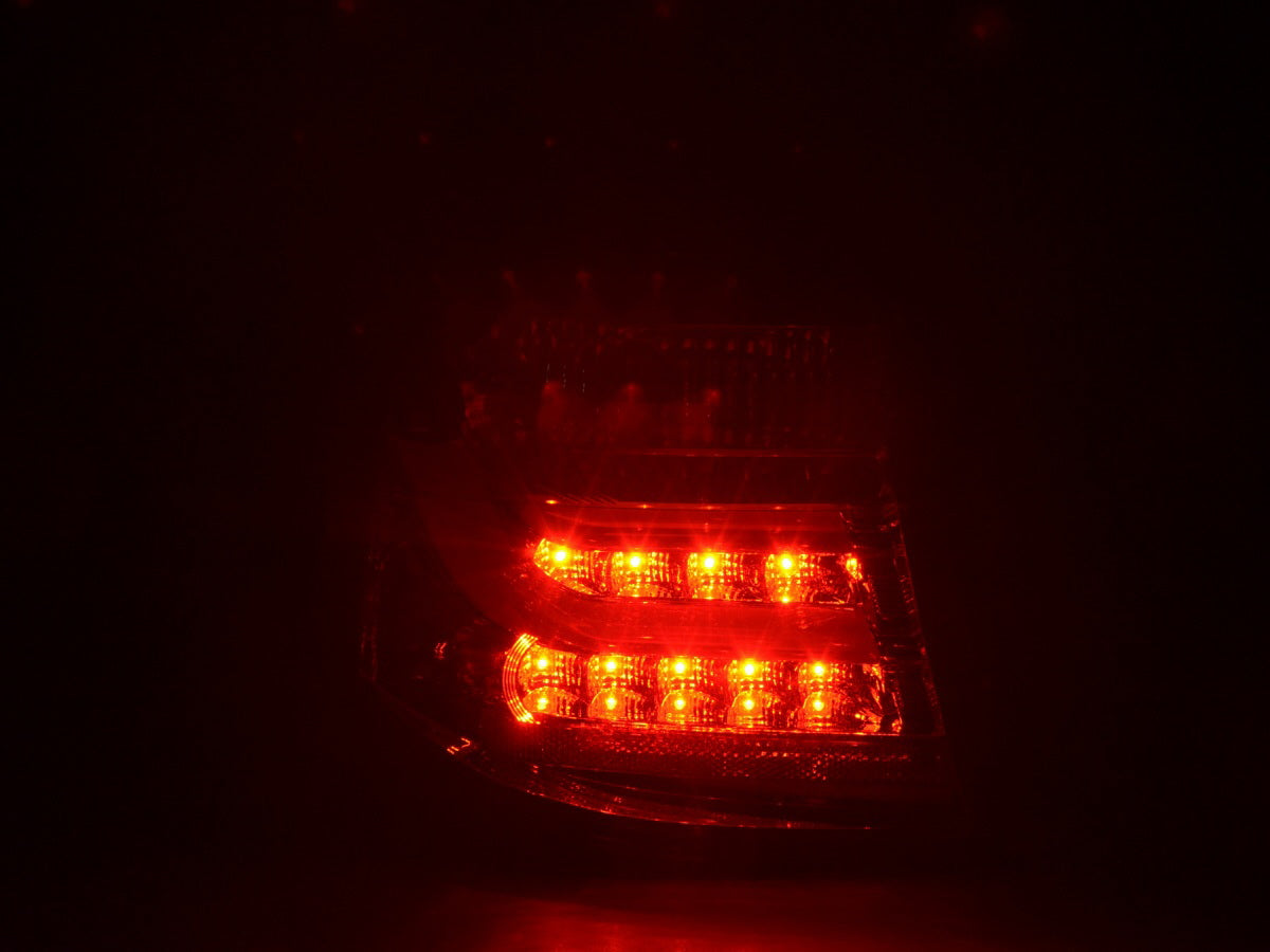 LED BMW Rear Pilots Series 1 E87/E81 3/5 doors 04-06 Transparent/red