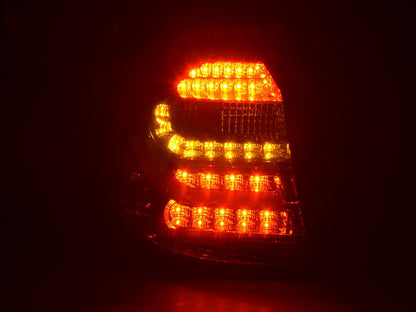 Pilotos traseros LED BMW Serie 1 E87 / E81 3/5 puertas, años 04-06, color negro