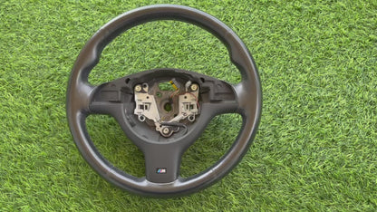 Volante original BMW M3 E46 de segunda mano – Pieza auténtica y exclusiva
