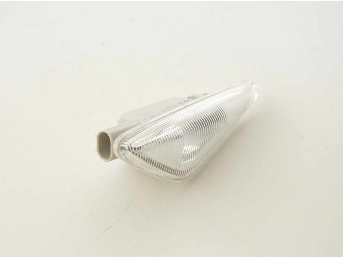 Intermitente lateral LED izquierdo BMW 5er F07 Gran Turismo 2009- cromado
