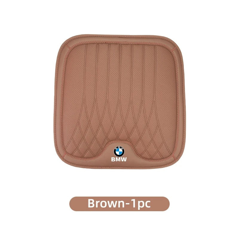 Carrie of car with BMW logo - protection, style and maximum comfort 🚗✨