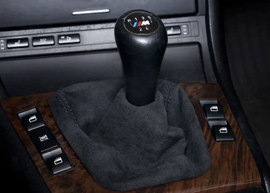 Funda de alcantara para la palanca de cambios manual de BMW e46. Origi